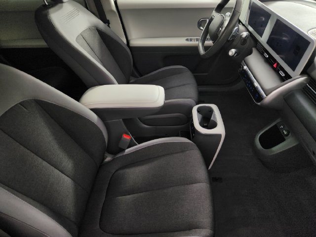 Certified 2024 Hyundai Ioniq 5 SEL AWD/4WD image 14