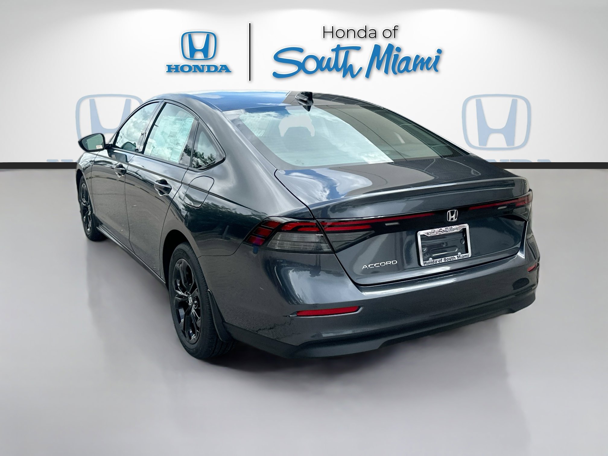 New 2025 Honda Accord SE image 4