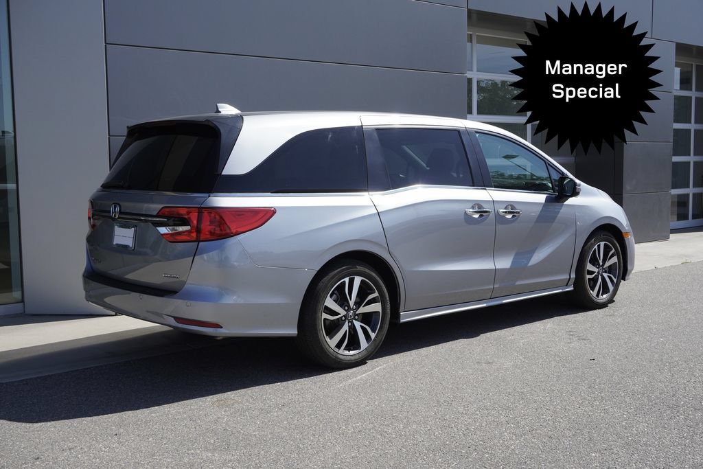 Used 2023 Honda Odyssey Touring image 4