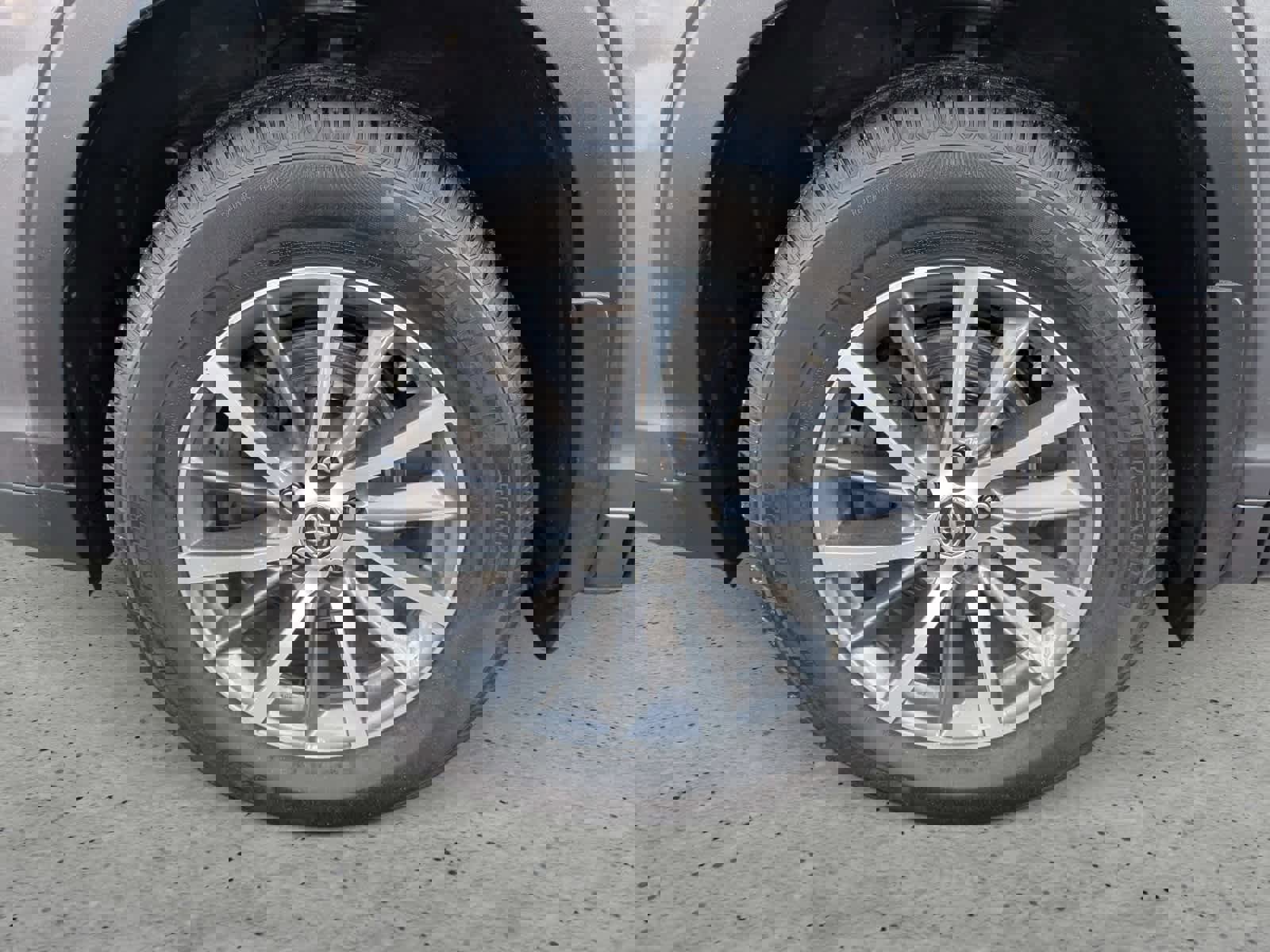 Used 2018 Toyota Highlander XLE image 7