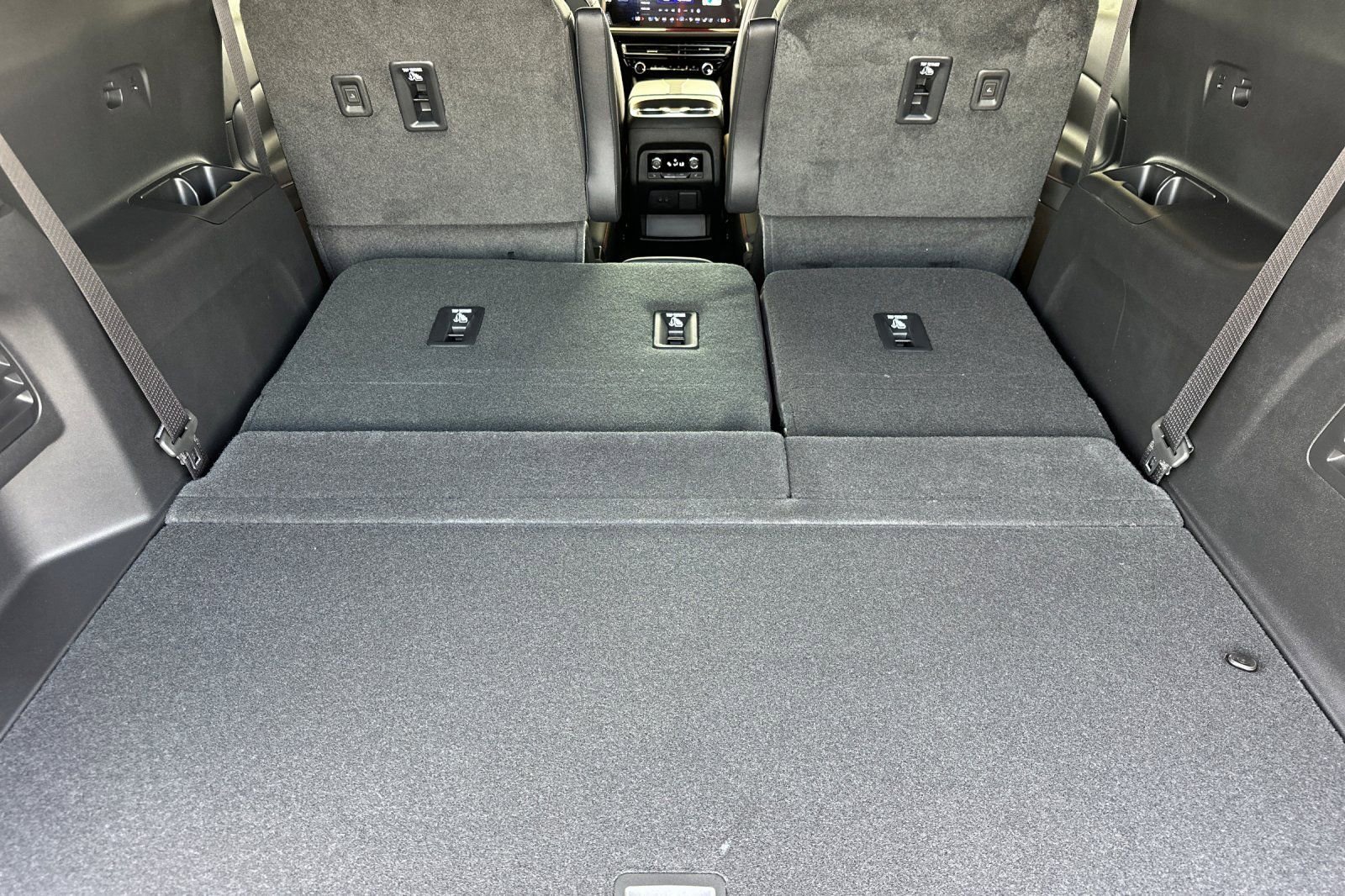 New 2026 Chevrolet Traverse RS image 18