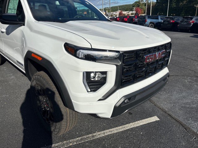 New 2026 GMC Canyon Elevation w/ Convenience Package RWD image 6