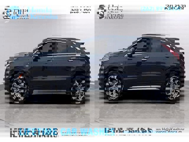 Used 2022 Cadillac XT4 Premium Luxury image 4