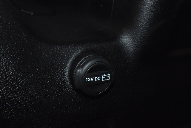 Used 2021 Jeep Wrangler Unlimited Rubicon w/ Uconnect 4C Nav & Sound Group AWD/4WD image 12