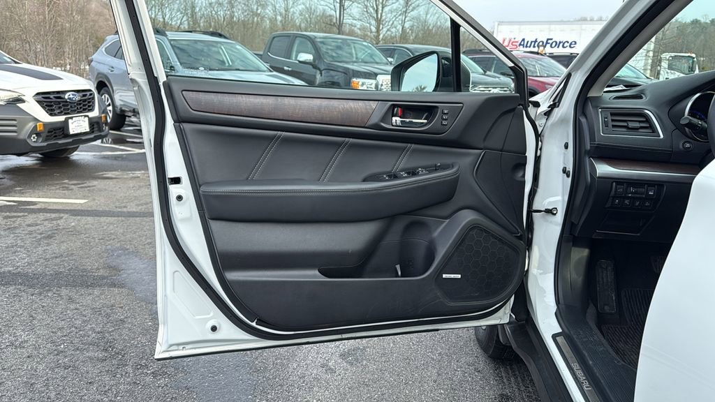 Used 2019 Subaru Outback 3.6R Limited image 11