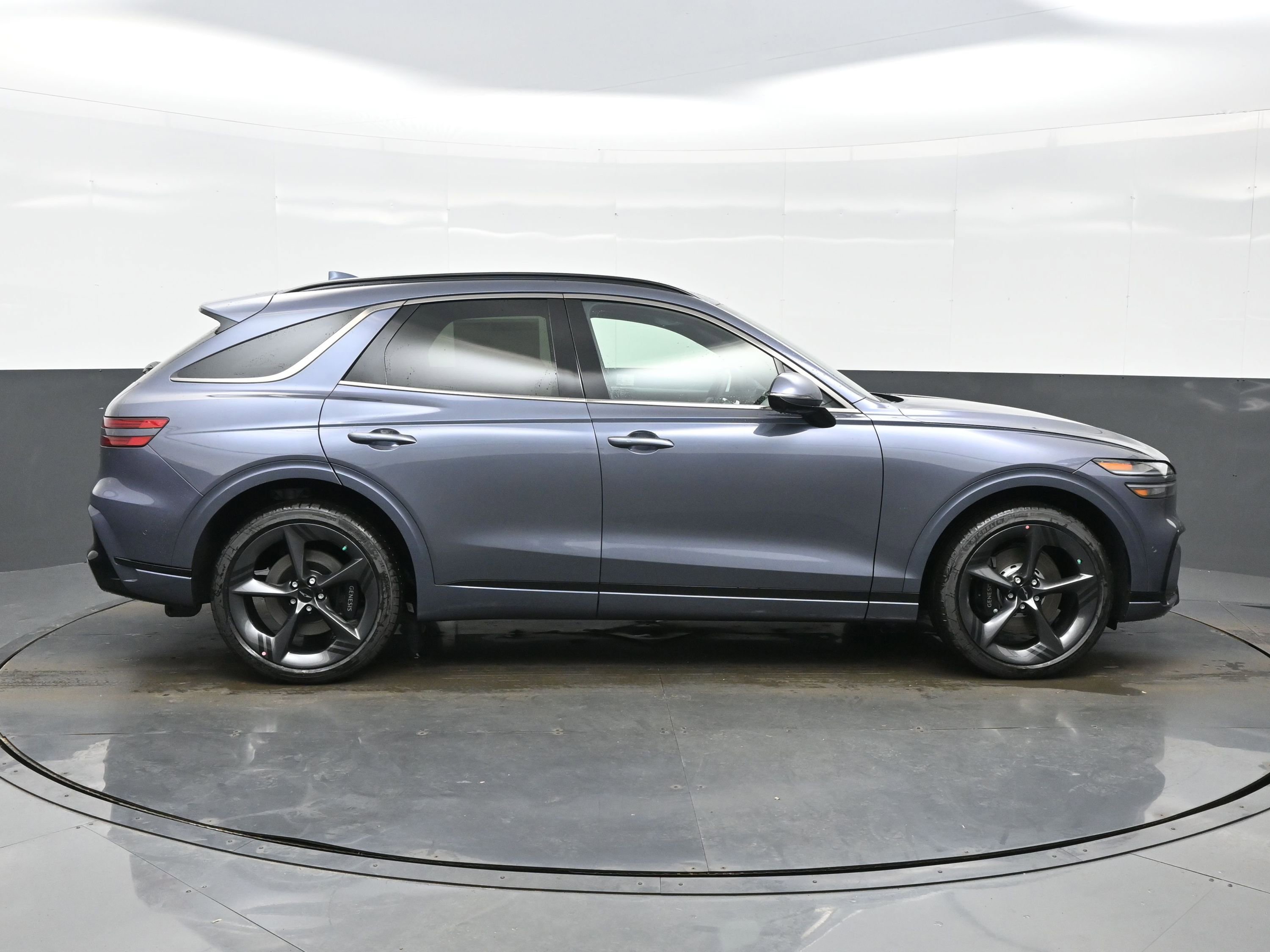 New 2026 Genesis GV70 3.5T Sport Prestige w/ G1 Accessory Package image 7