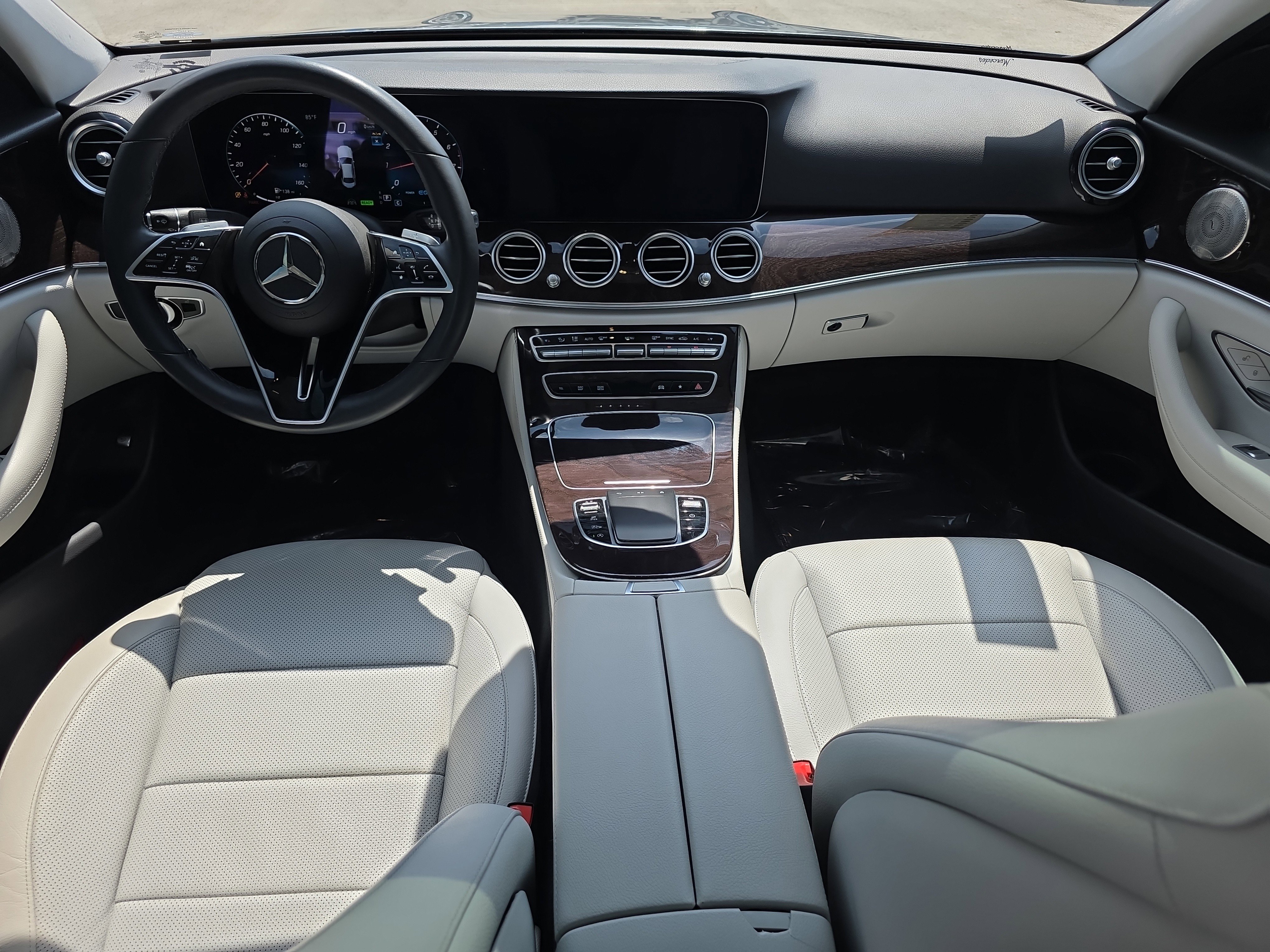 Used 2023 Mercedes-Benz E 450 4MATIC Sedan image 19