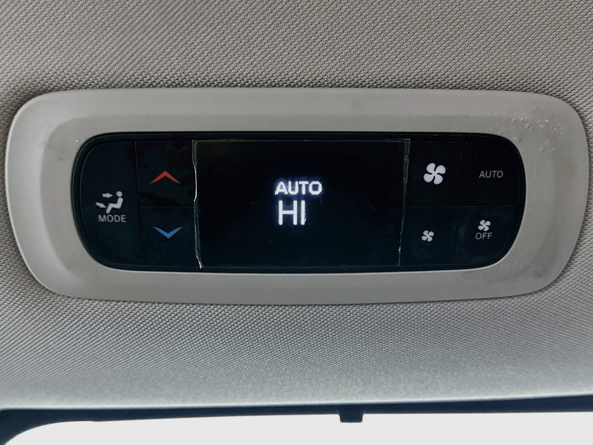 Used 2021 Chrysler Pacifica Touring FWD image 23