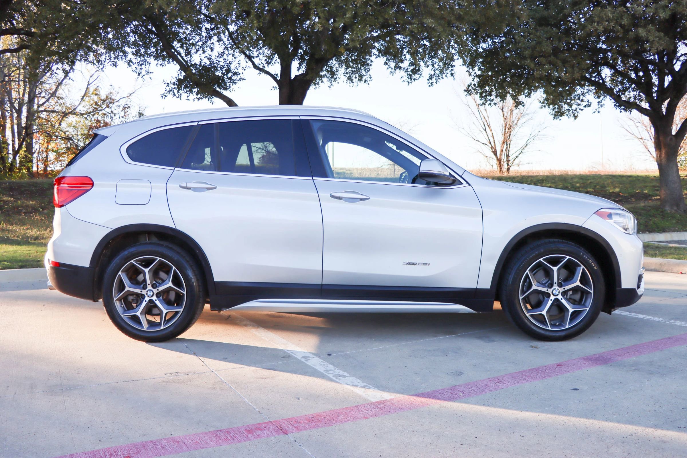 Used 2017 BMW X1 xDrive28i image 8