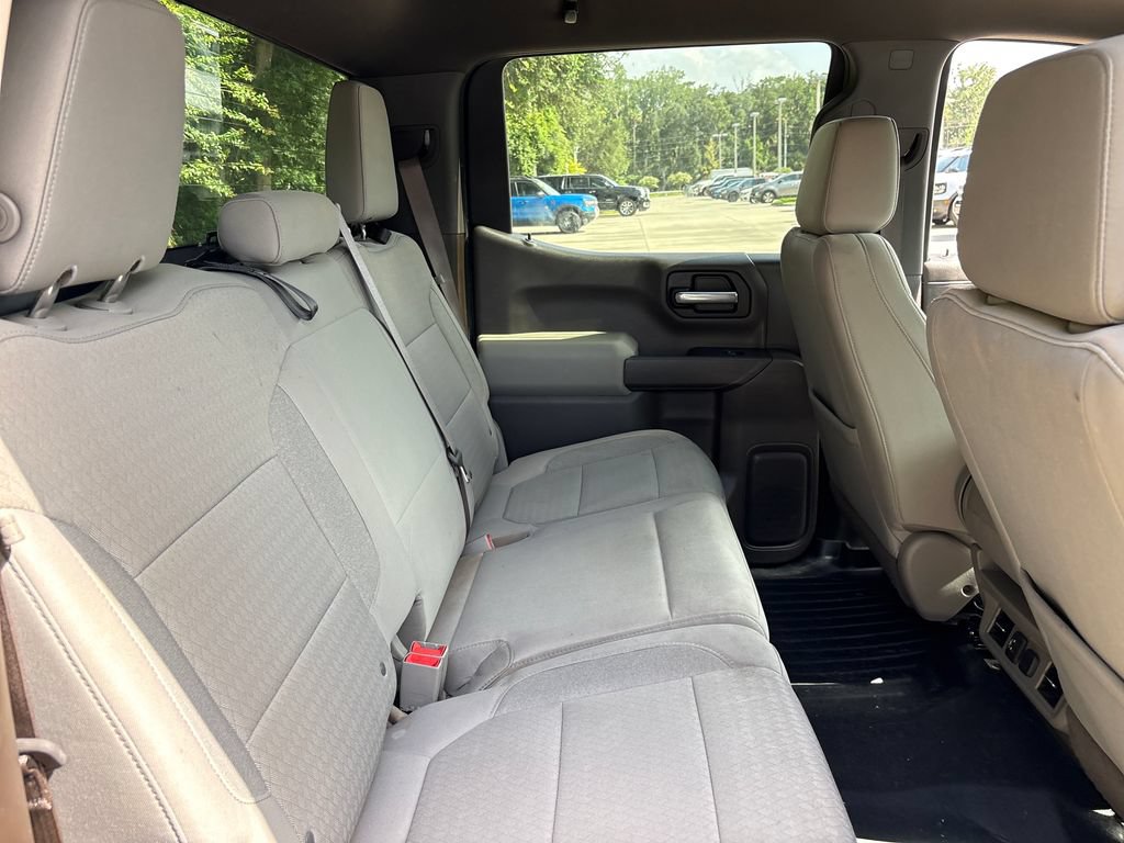 Used 2021 Chevrolet Silverado 1500 LT RWD image 29