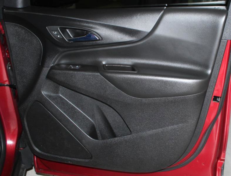 Used 2020 Chevrolet Equinox LT image 28