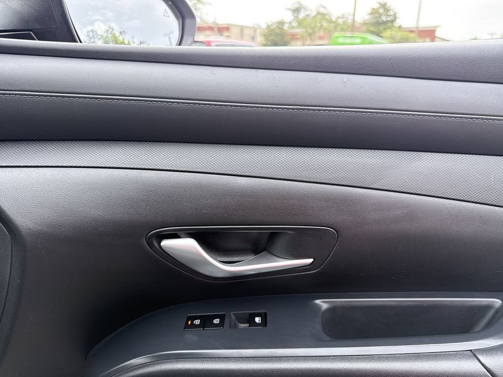 Used 2025 Hyundai Tucson SEL FWD image 26