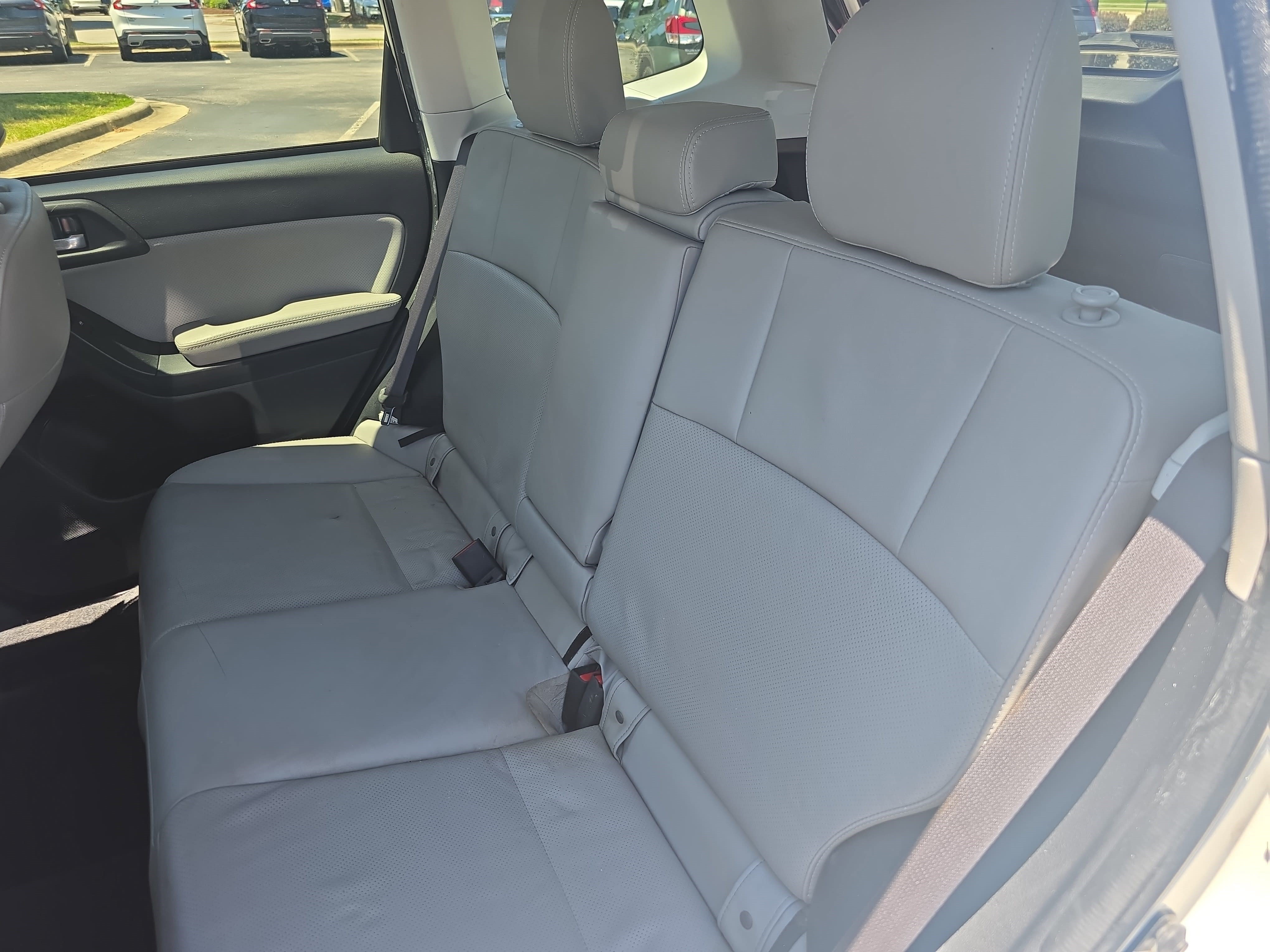 Used 2014 Subaru Forester 2.5i Touring AWD/4WD image 14