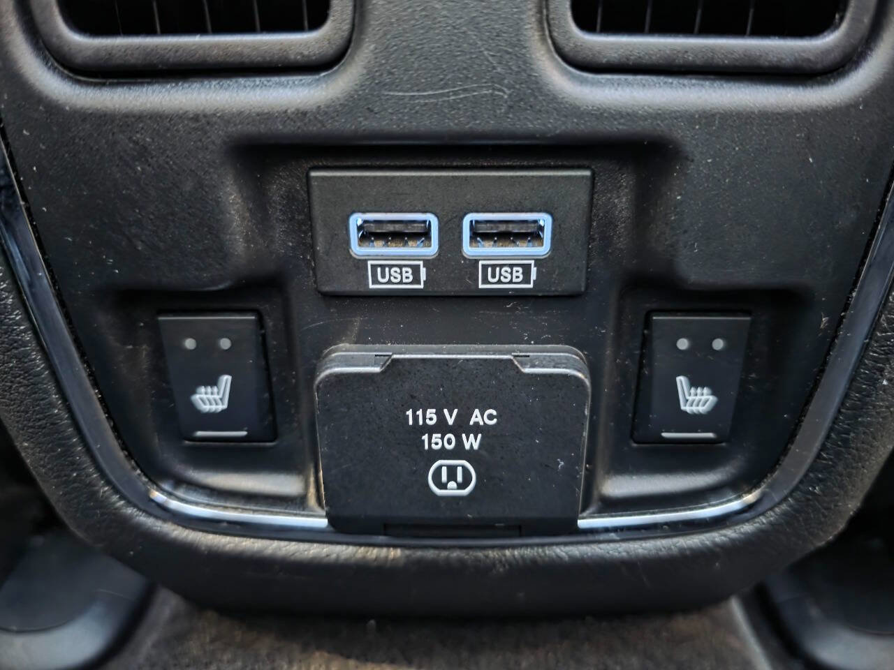 Used 2018 Jeep Grand Cherokee Limited image 33