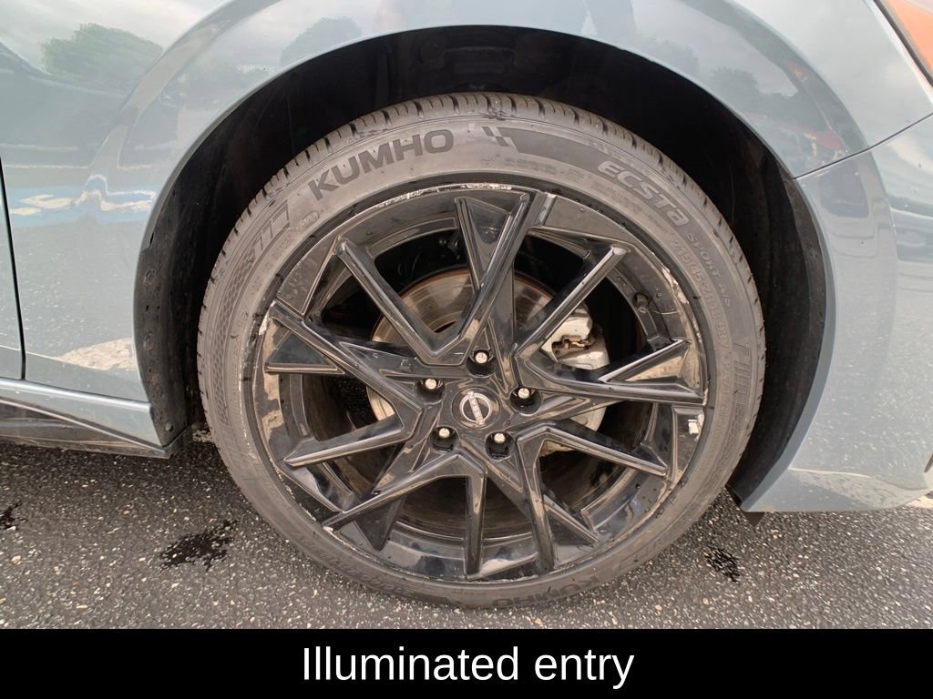 Certified 2025 Nissan Sentra SR w/ Midnight Edition FWD image 32