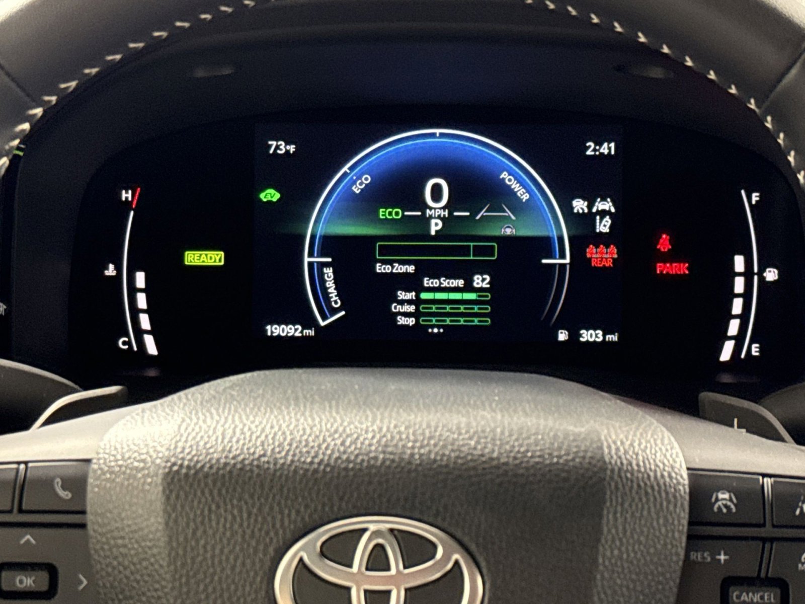 Used 2025 Toyota Camry SE w/ Multimedia Upgrade Package image 17