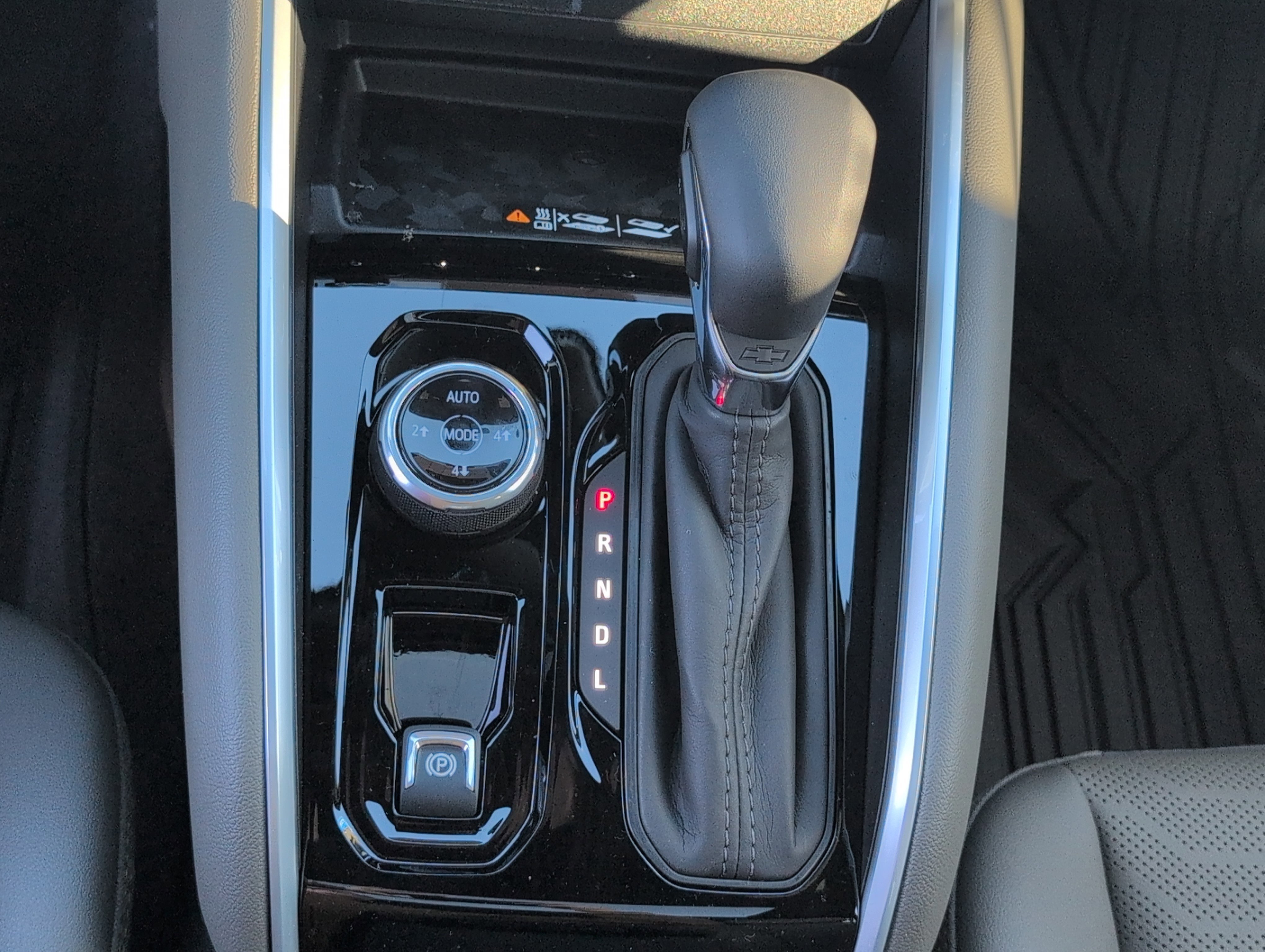 New 2026 Chevrolet Colorado ZR2 image 22