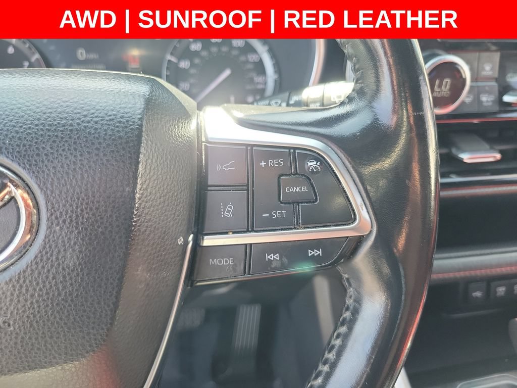 Used 2021 Toyota Highlander XSE AWD/4WD image 27
