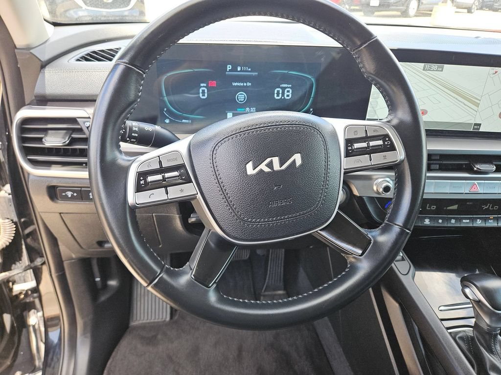 Used 2025 Kia Telluride S AWD/4WD image 18