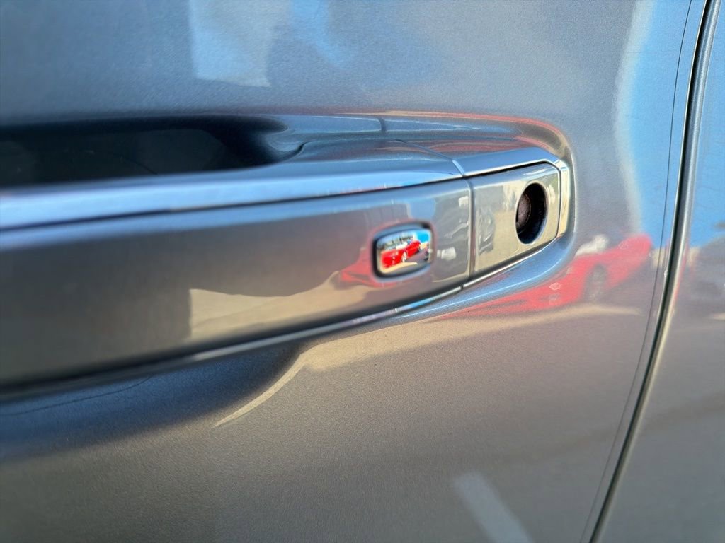 Certified 2023 Chevrolet Tahoe Premier AWD/4WD image 11