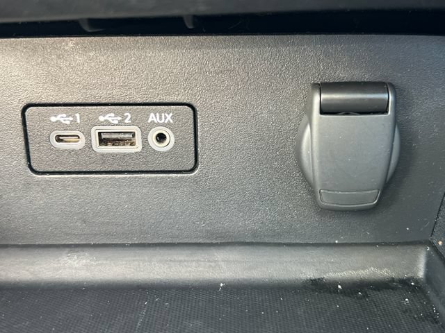 Used 2025 Nissan Altima 2.5 SV FWD image 30
