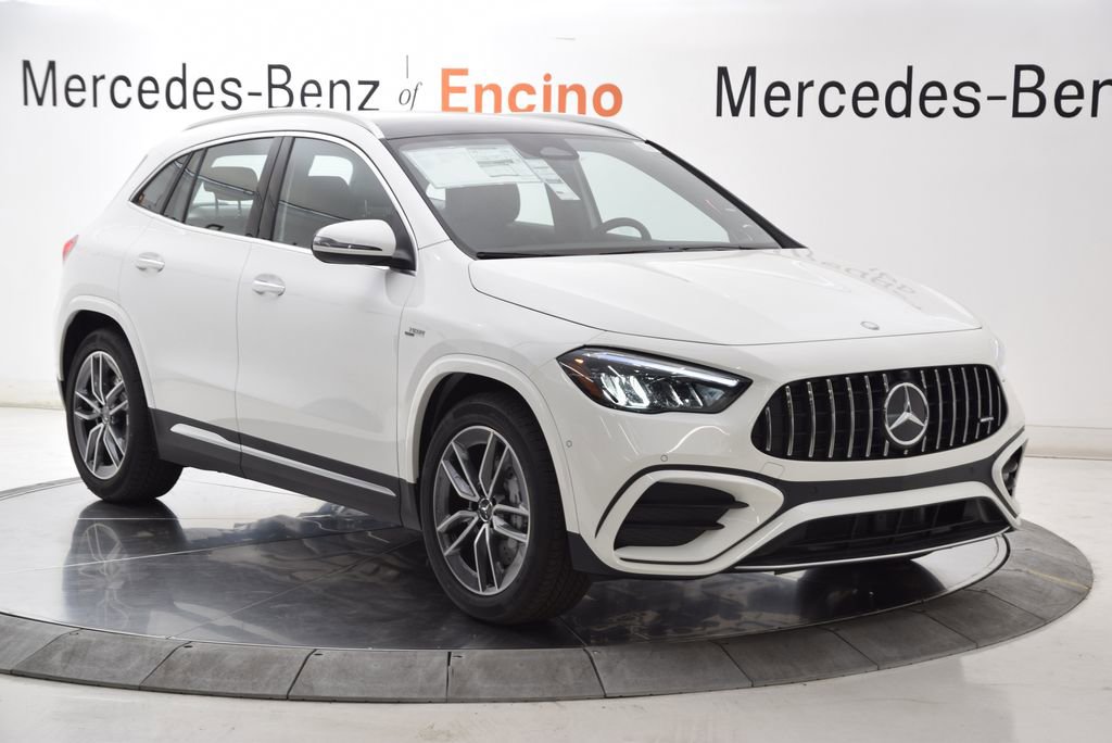 New 2026 Mercedes-Benz GLA 35 AMG 4MATIC image 8