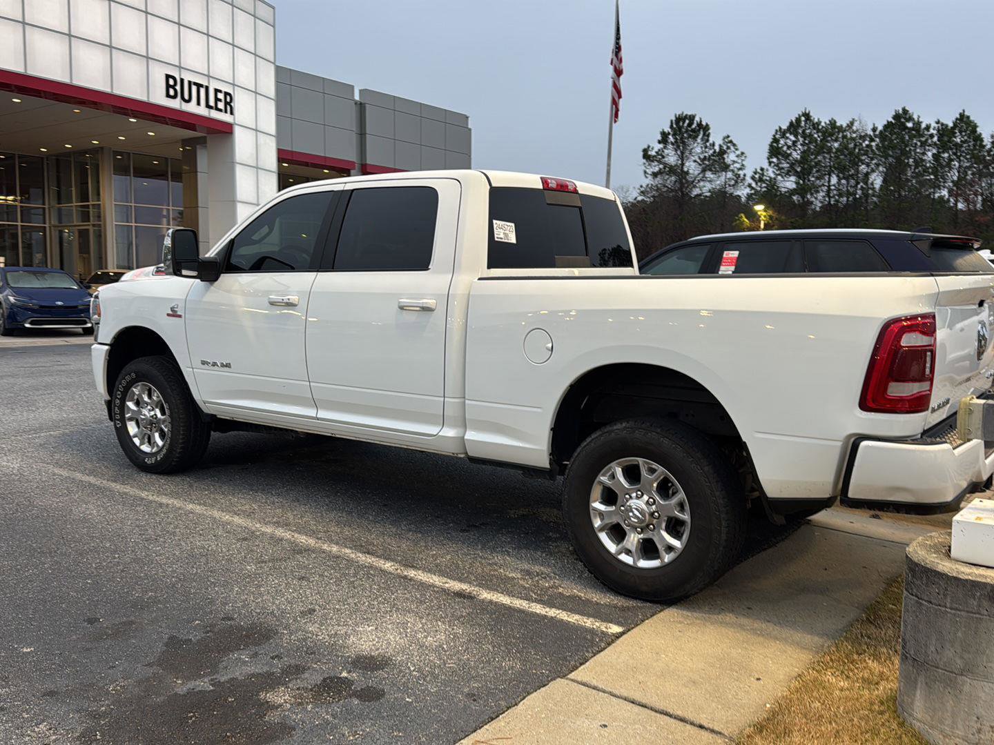 Used 2024 RAM 2500 Laramie image 8