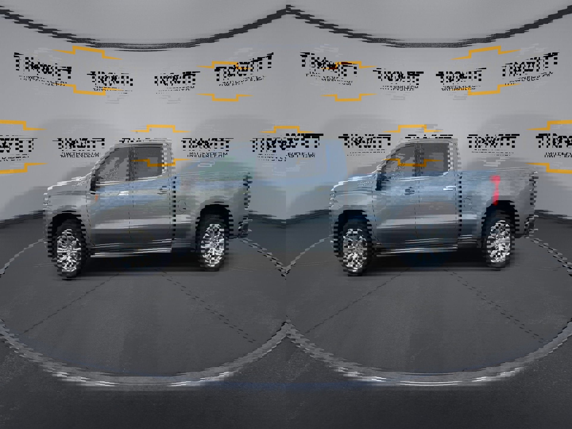 Used 2021 Chevrolet Silverado 1500 High Country w/ Safety Package II image 6