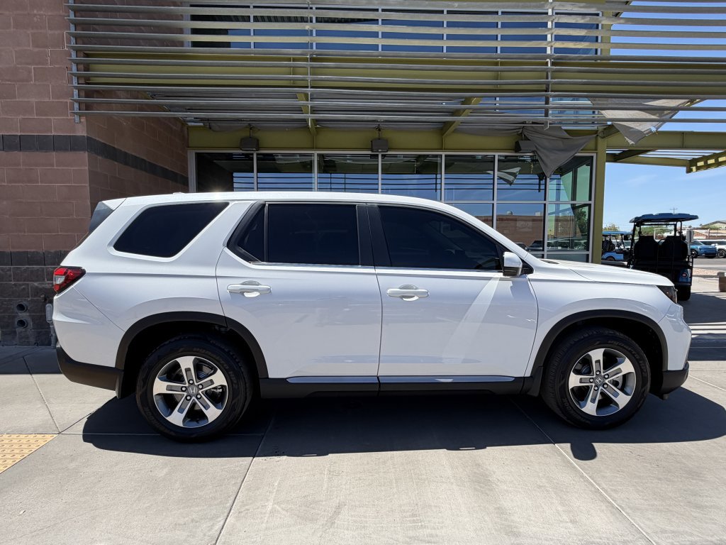 Used 2024 Honda Pilot EX-L image 9