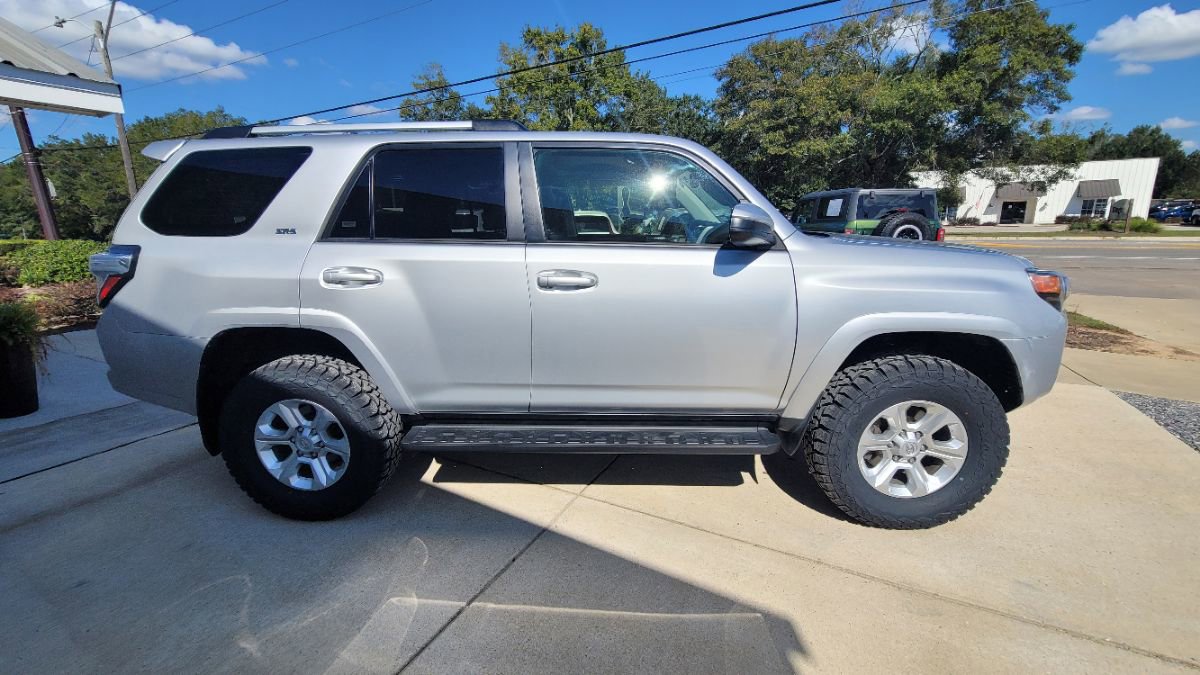 Used 2024 Toyota 4Runner SR5 image 4