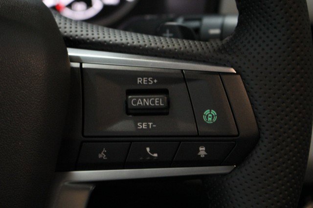 New 2025 Mitsubishi Outlander SE image 10