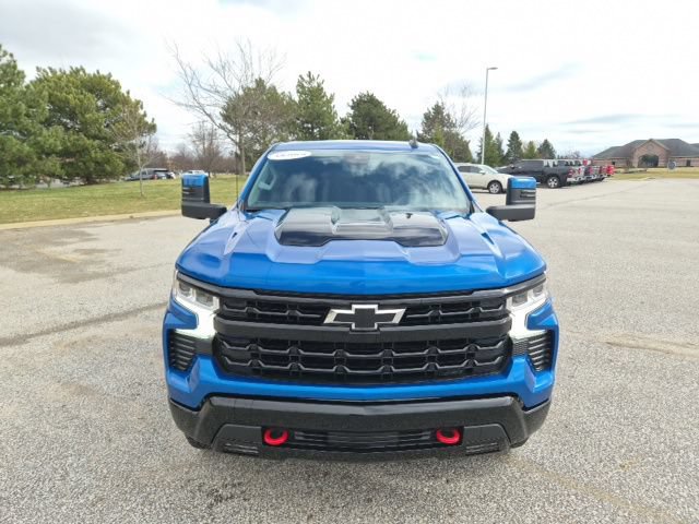 Used 2024 Chevrolet Silverado 1500 LT Trail Boss w/ Protection Package AWD/4WD image 2