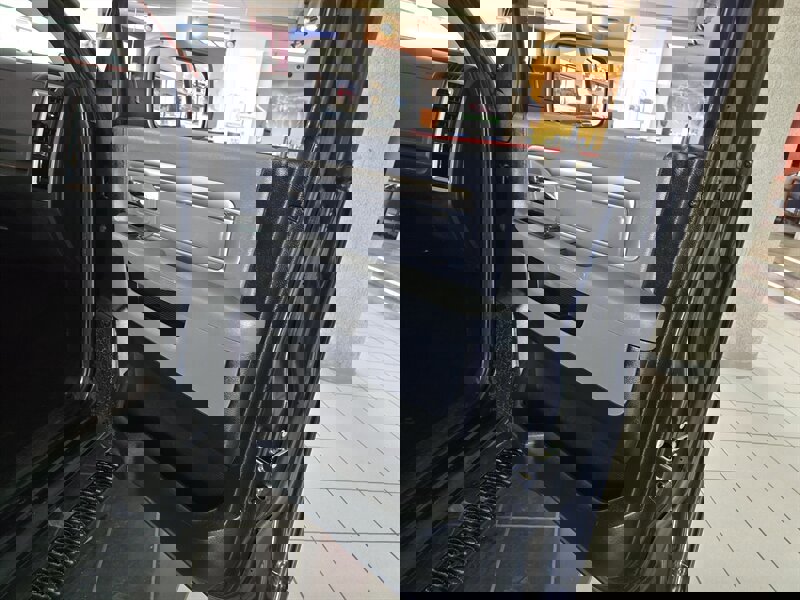 Used 2016 RAM 1500 Outdoorsman image 13