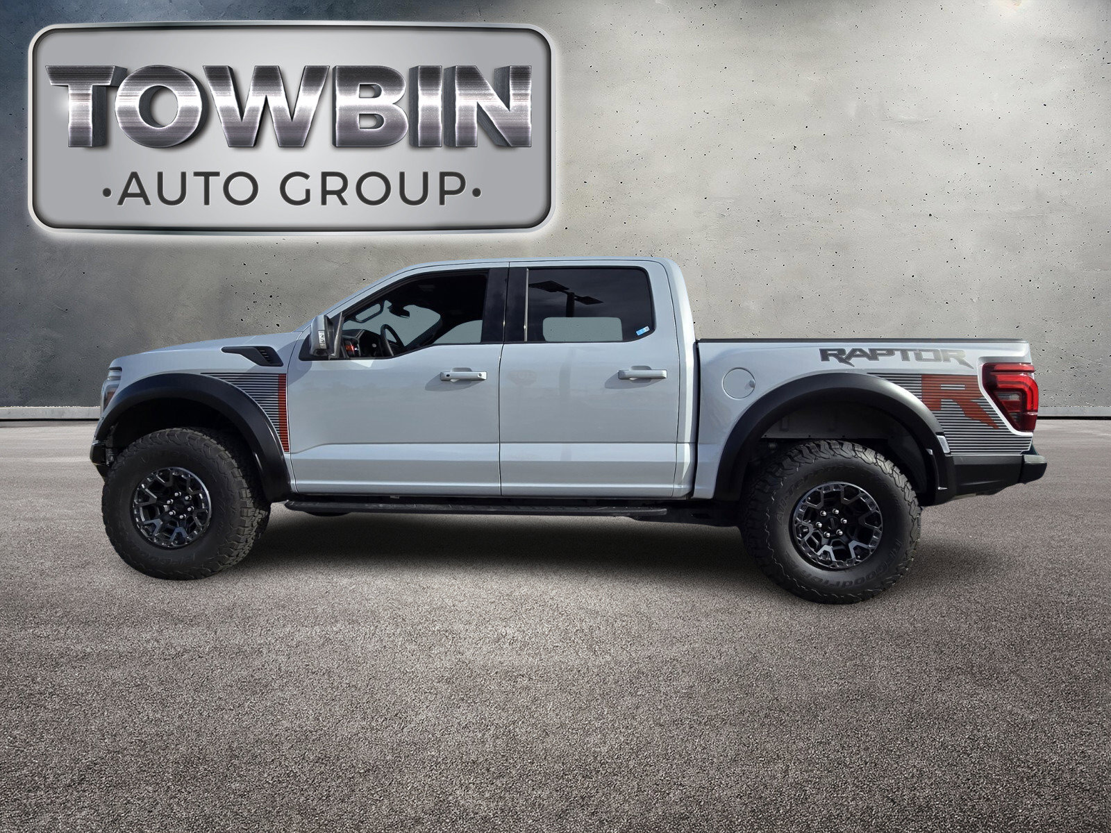 Used 2025 Ford F150 Raptor w/ Equipment Group 803A Raptor R image 7
