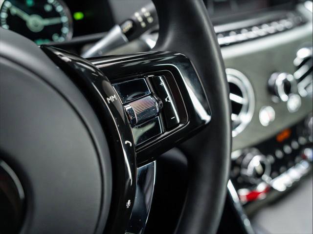 Used 2020 Rolls-Royce Cullinan image 23