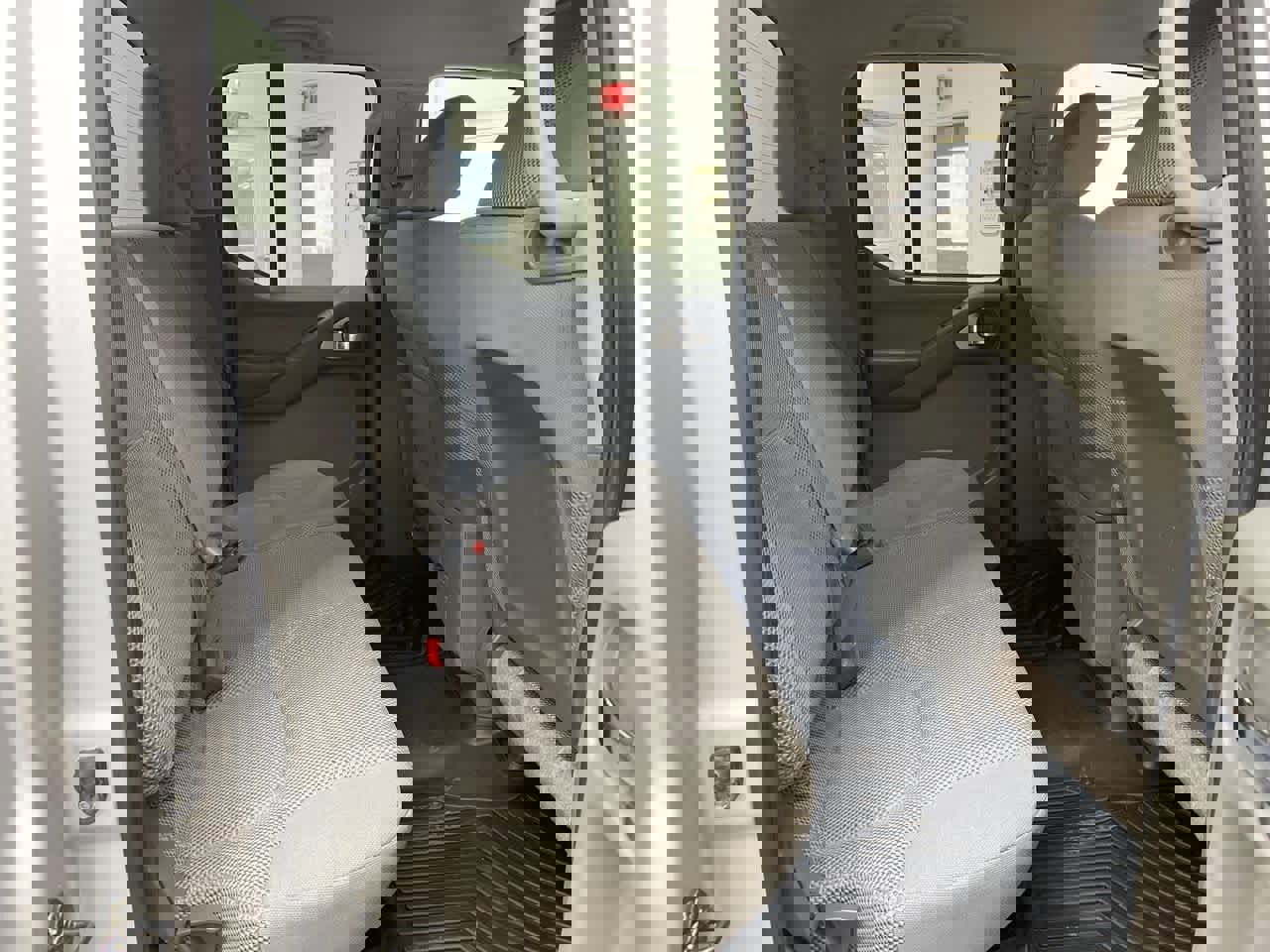 Used 2013 Nissan Frontier SV w/ SV Value Truck Pkg image 19