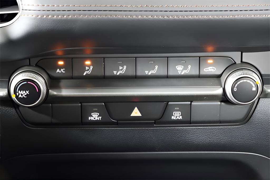 Used 2024 MAZDA MAZDA3 s image 34