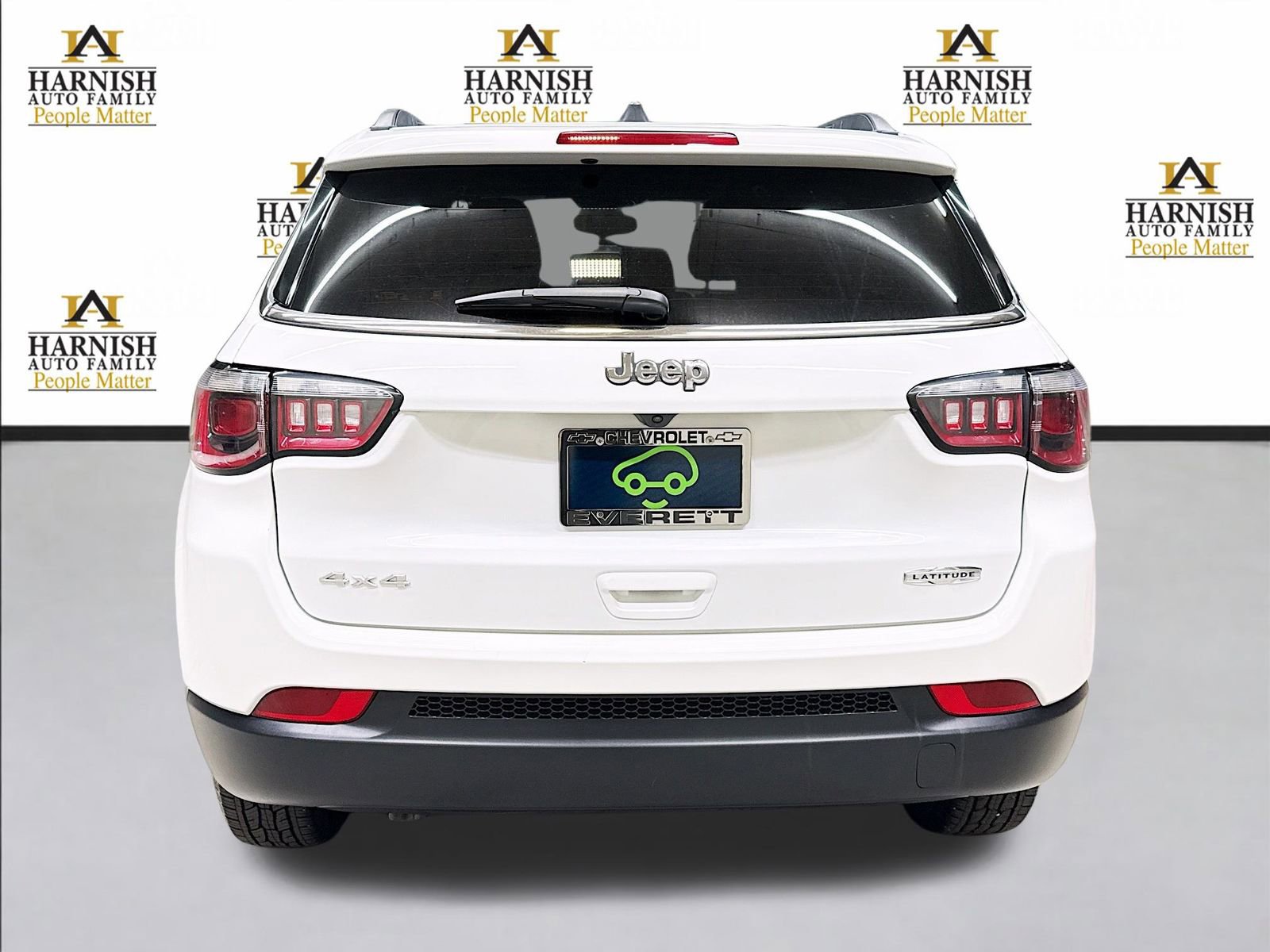 Used 2024 Jeep Compass Latitude image 6