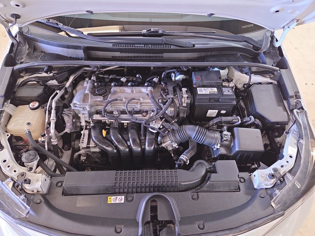 Used 2020 Toyota Corolla L image 21