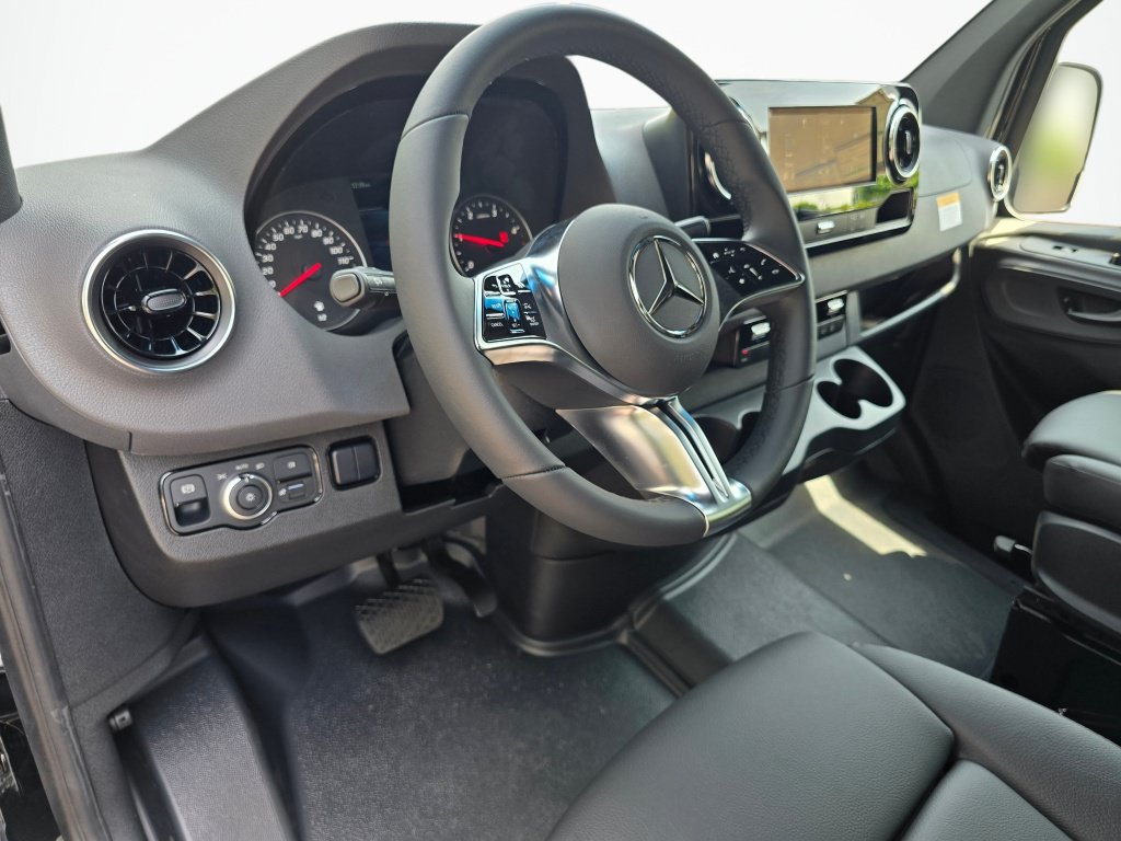 New 2026 Mercedes-Benz Sprinter 2500 image 10