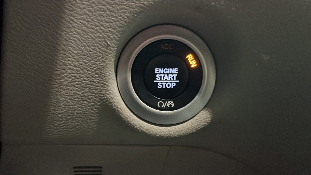Used 2023 Chrysler Pacifica Touring-L FWD image 22