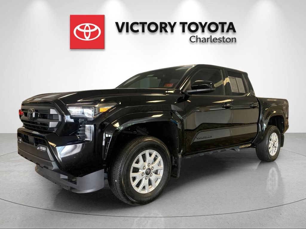 Used 2025 Toyota Tacoma SR5
