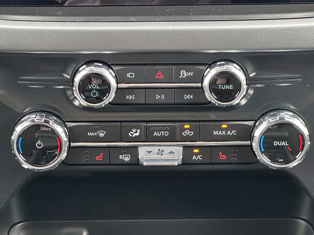 New 2026 Ford F150 XLT w/ Equipment Group 302A MID AWD/4WD image 17