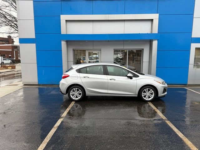 Used 2019 Chevrolet Cruze LS w/ LS Convenience Package image 4