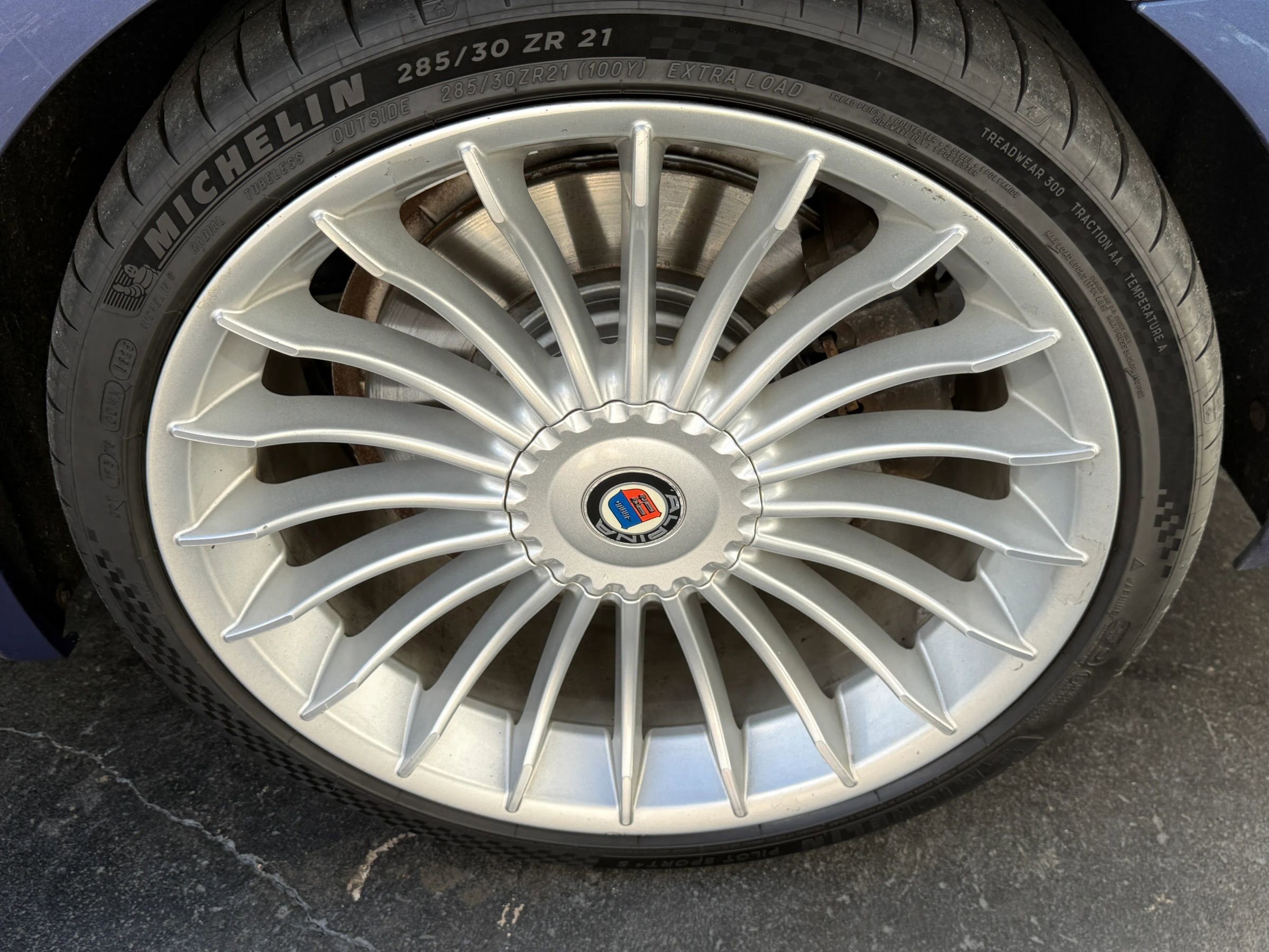 Used 2013 BMW ALPINA B7 xDrive image 42