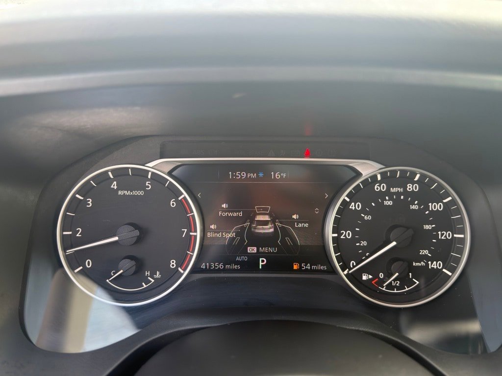 Used 2021 Nissan Rogue SV w/ Premium Package image 21