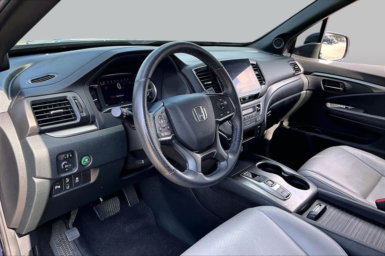 Used 2023 Honda Passport EX-L image 16