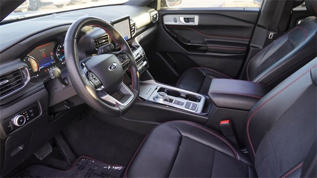 Used 2023 Ford Explorer ST-Line w/ Class IV Trailer Tow Package image 20