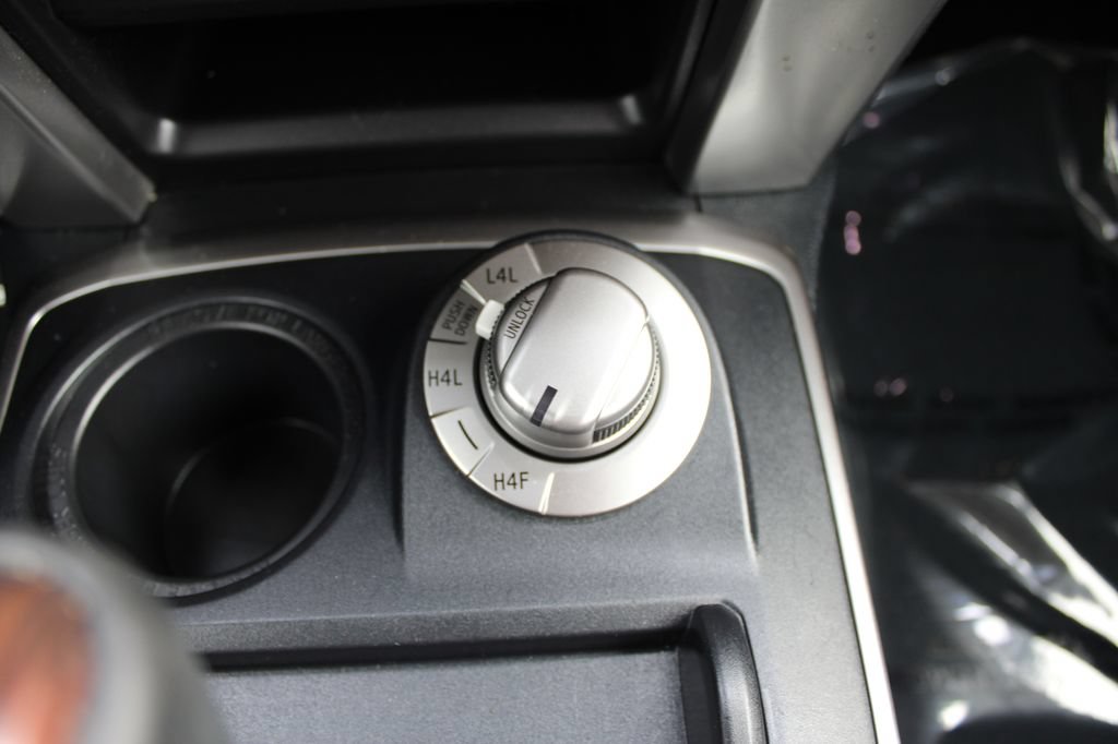 Used 2023 Toyota 4Runner Limited AWD/4WD image 20
