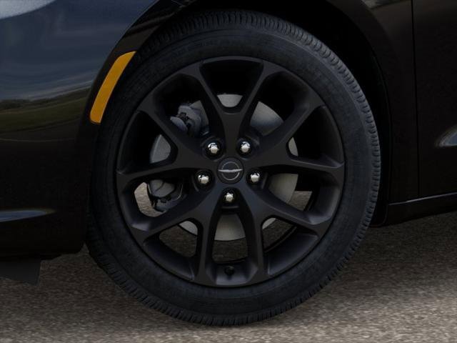 New 2026 Chrysler Pacifica Limited image 4